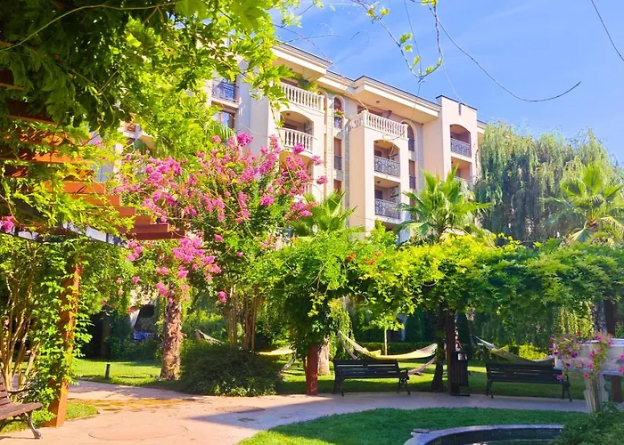 Attractive Studio-apartment In Sunny Cascadas Family Апартаменты *