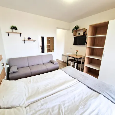 Attractive Studio-apartment In Sunny Cascadas Family Apartament *