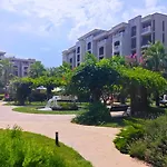 Attractive Studio-apartment In Sunny Cascadas Family شقة