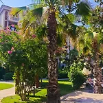 شقة Attractive Studio-apartment In Sunny Cascadas Family *