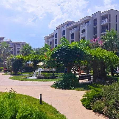 Attractive Studio-apartment In Sunny Cascadas Family Daire