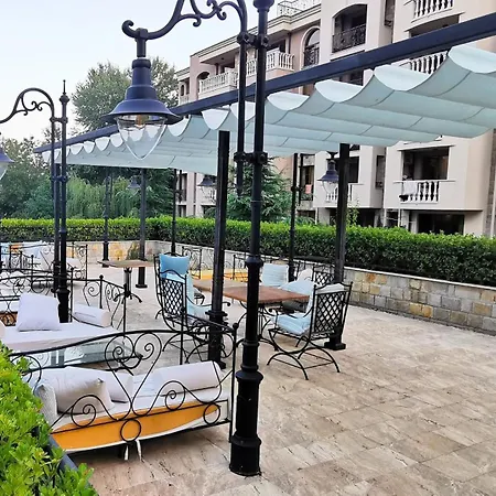 Attractive Studio-apartment In Sunny Cascadas Family Daire