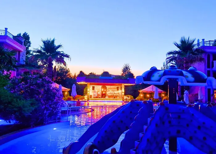 Attractive Studio-apartment In Sunny Cascadas Family Apartamento *